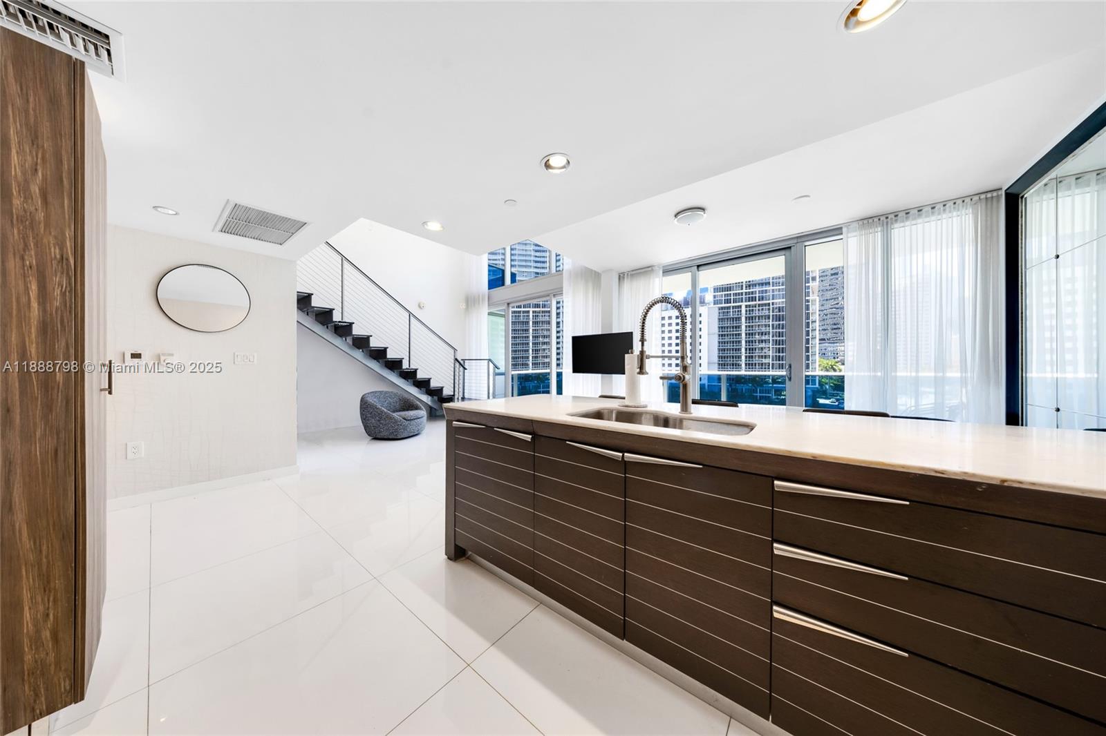 200 Biscayne Blvd Way #503