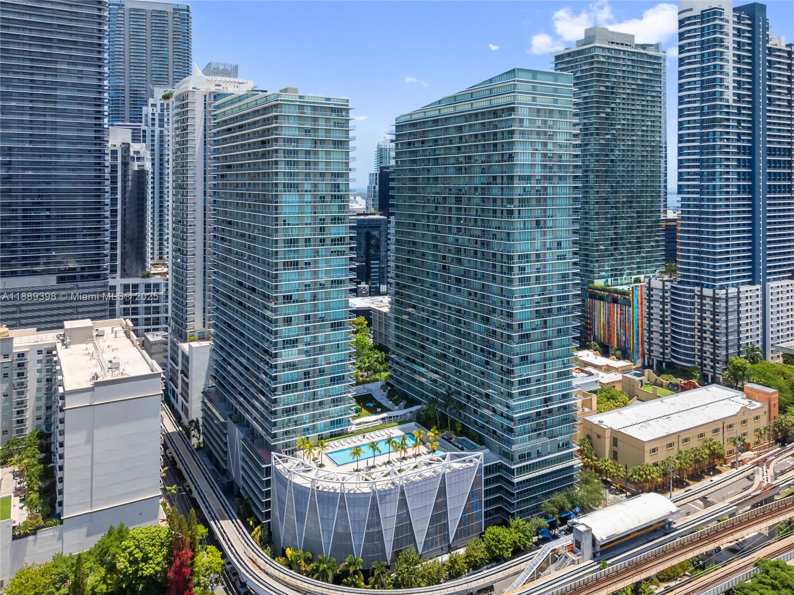 1111 SW 1st Ave #2222-N