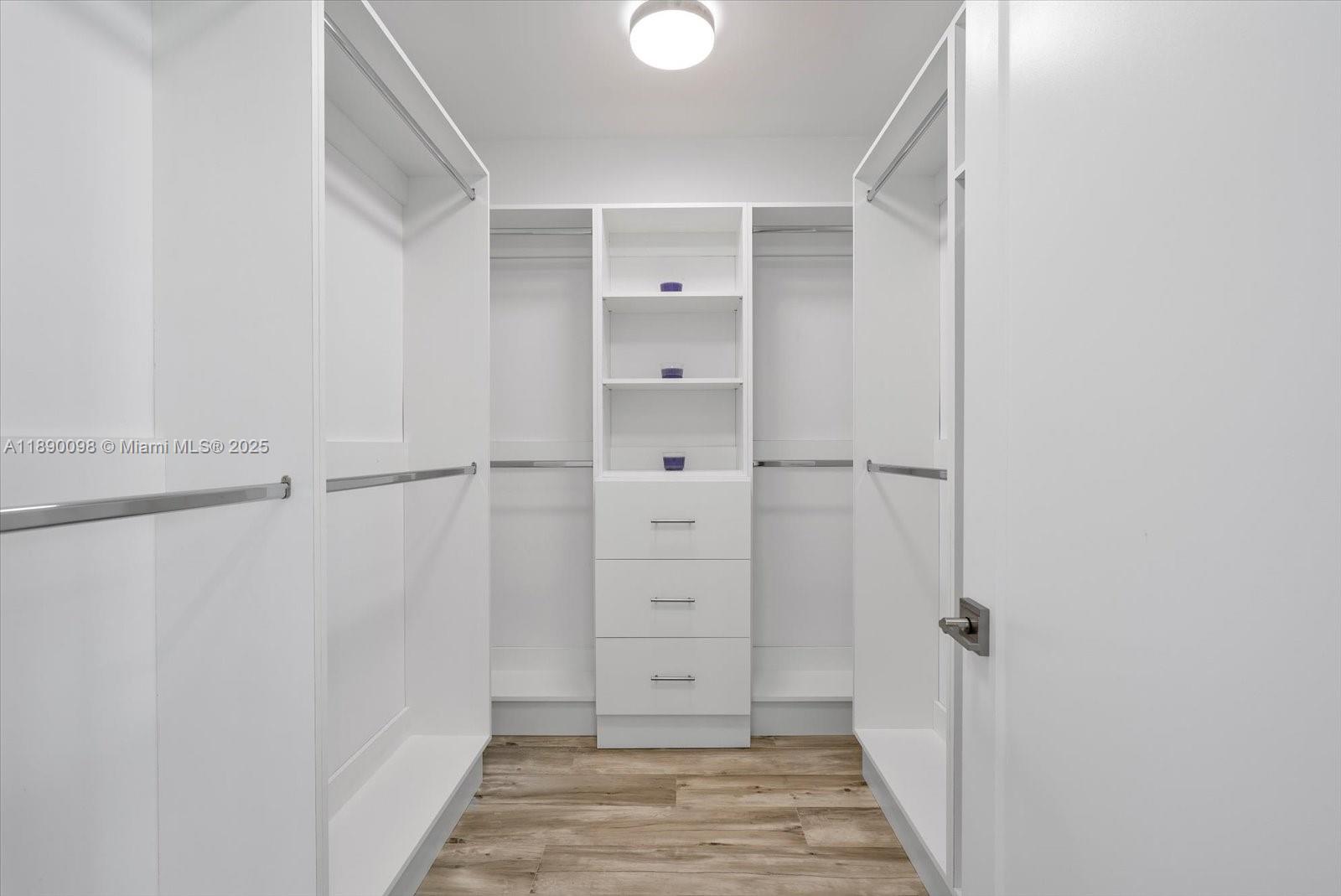 332 Balboa St Hollywood, FL 33019