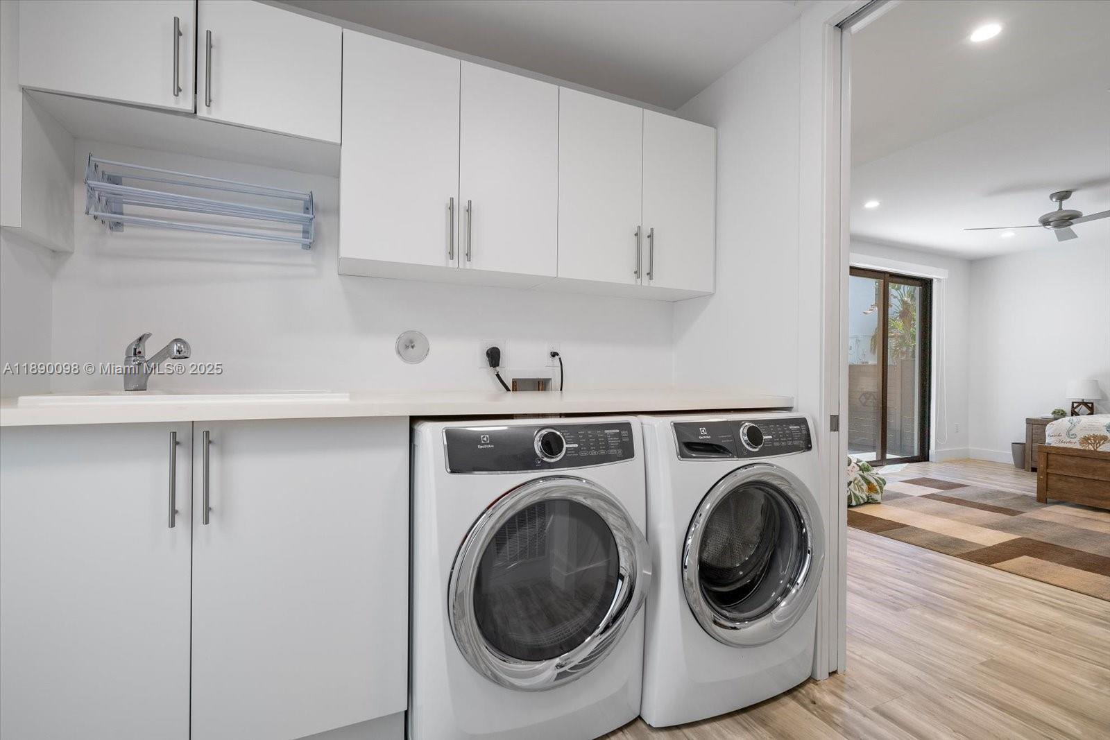 332 Balboa St Hollywood, FL 33019