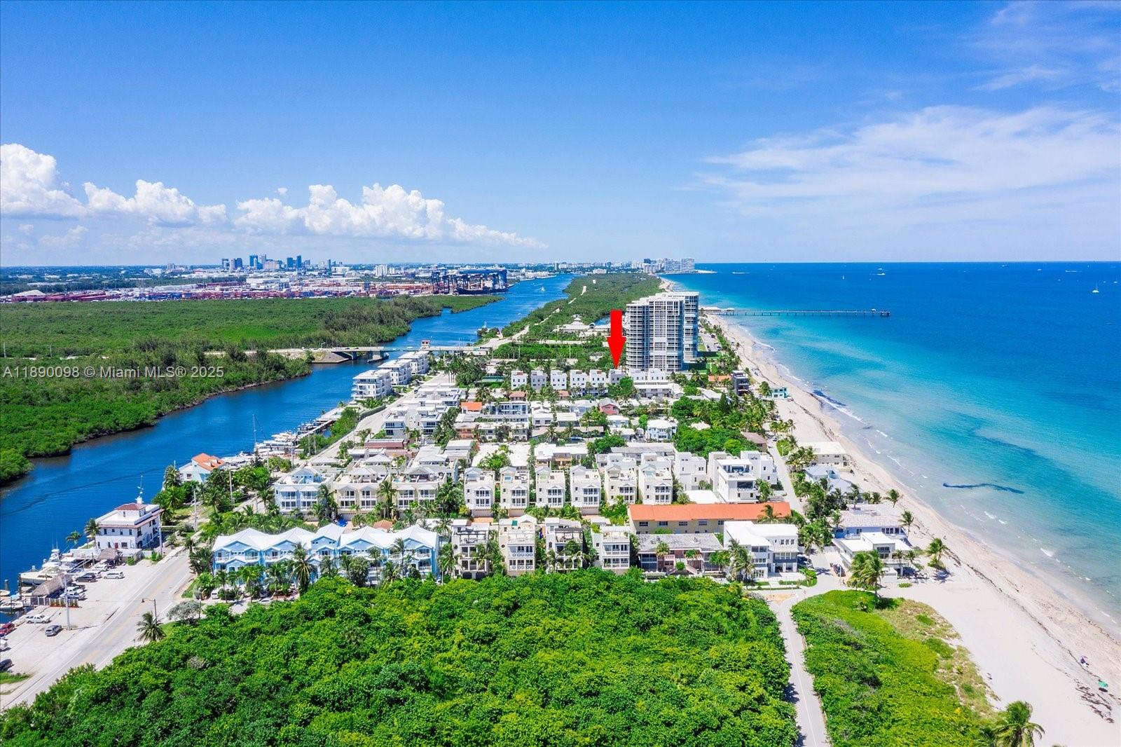 332 Balboa St Hollywood, FL 33019