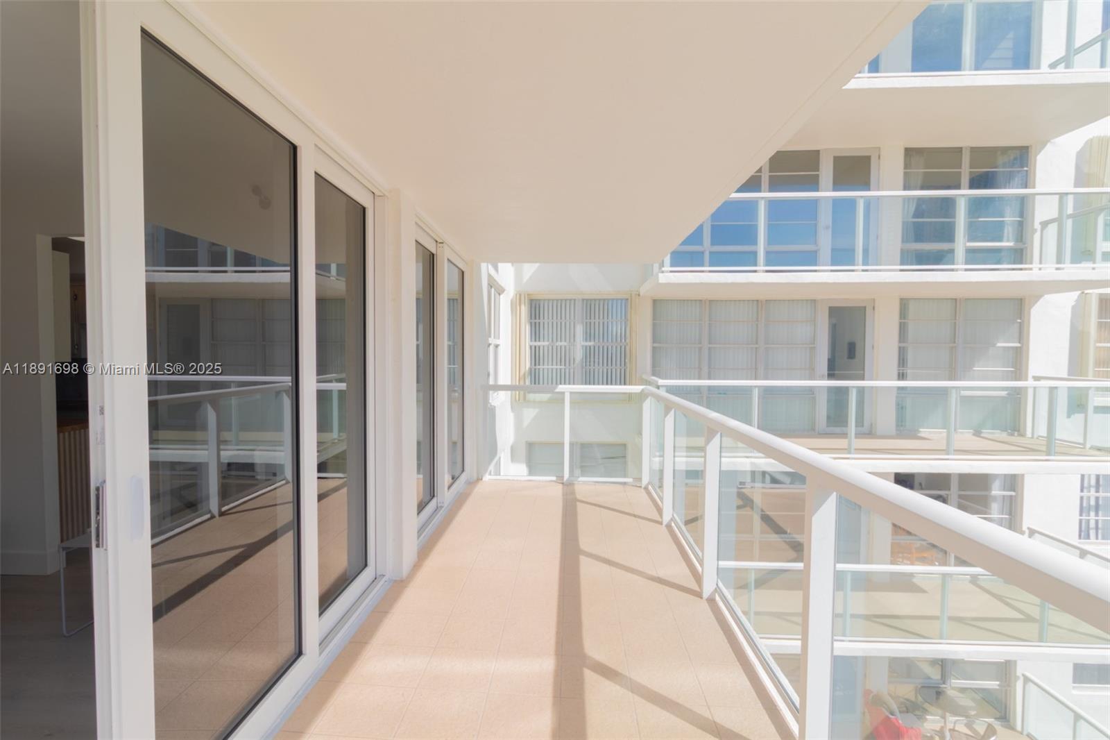 image Winston Tower2