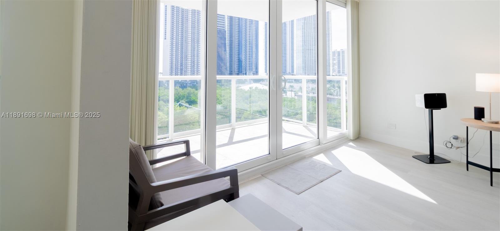 image Winston Tower6