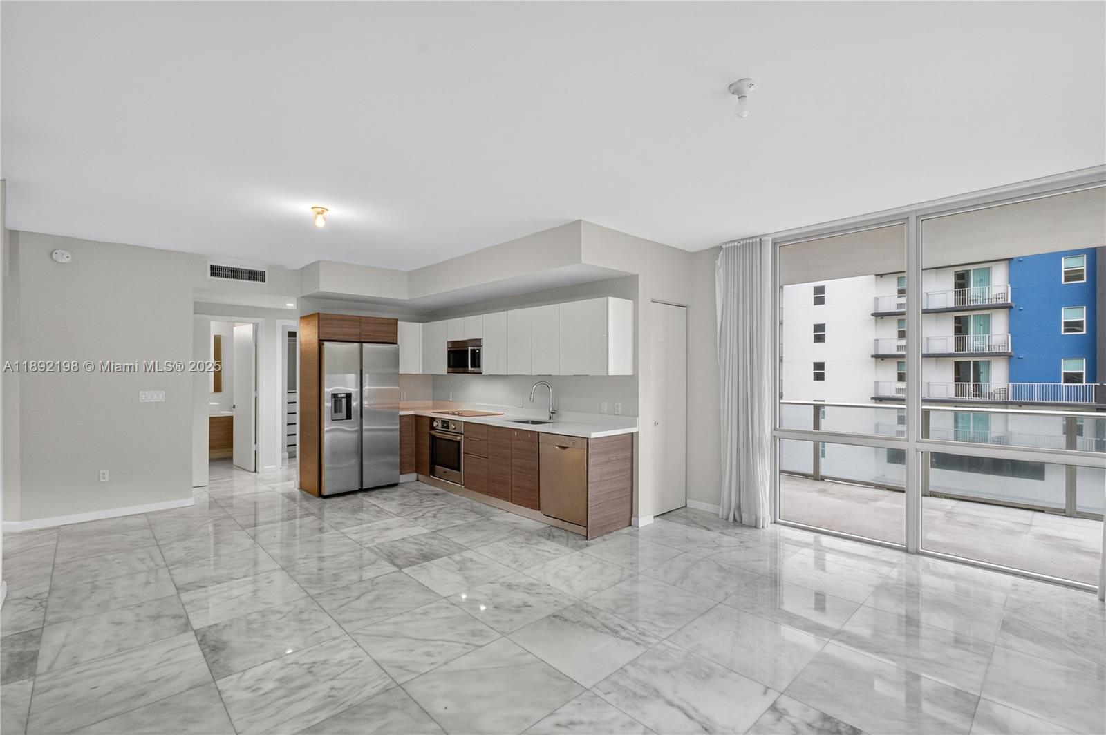 image Brickell Ten Condo4