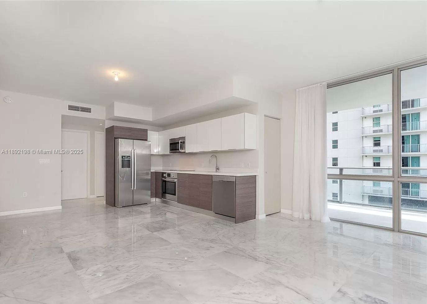 image Brickell Ten Condo6
