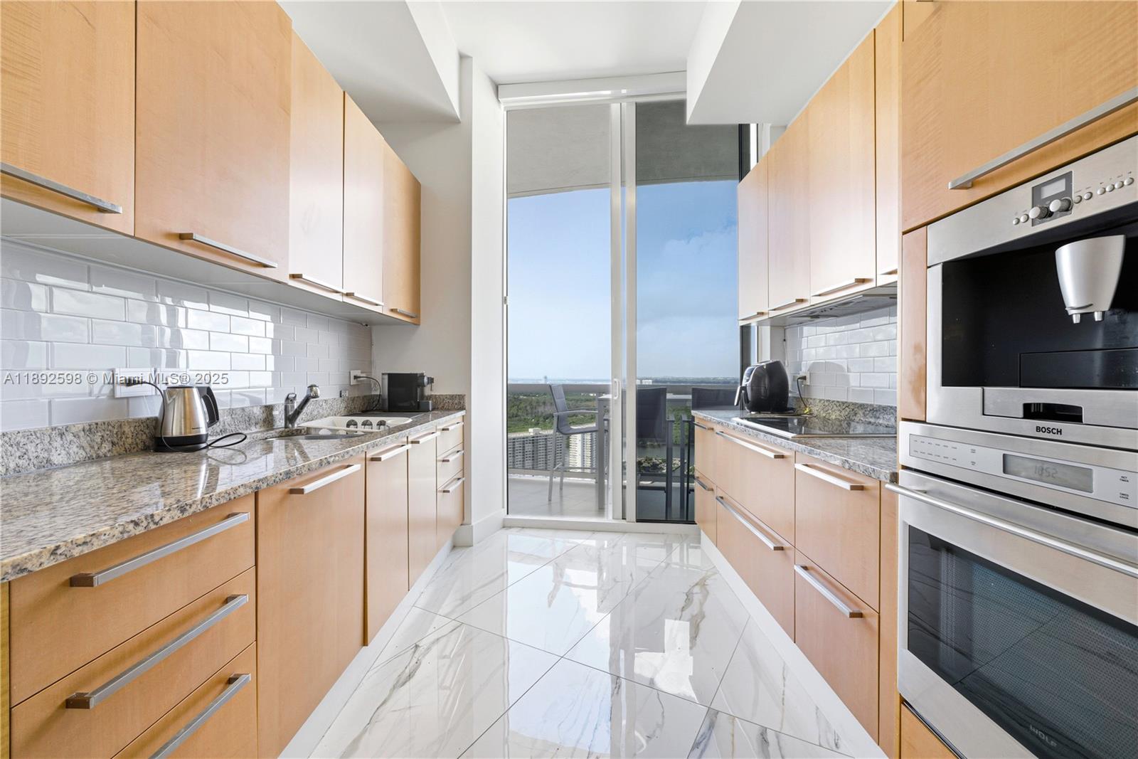 image Tdr Tower I Condo12