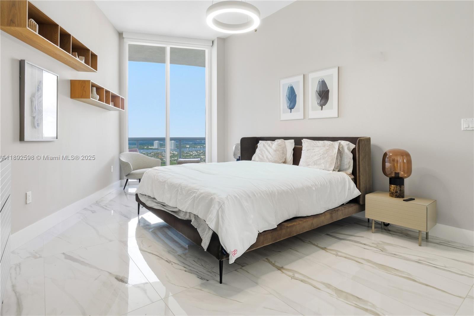 image Tdr Tower I Condo17