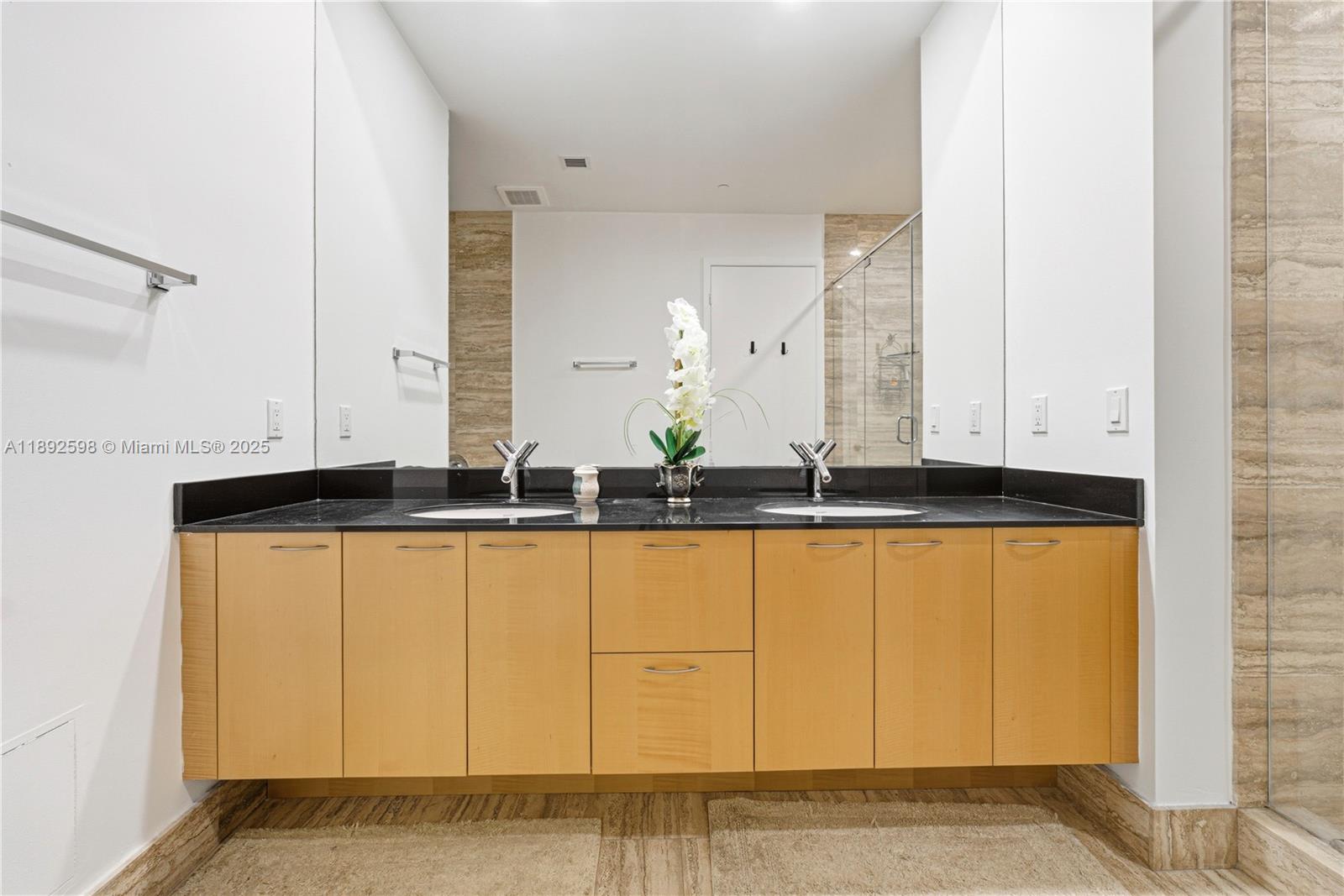 image Tdr Tower I Condo21