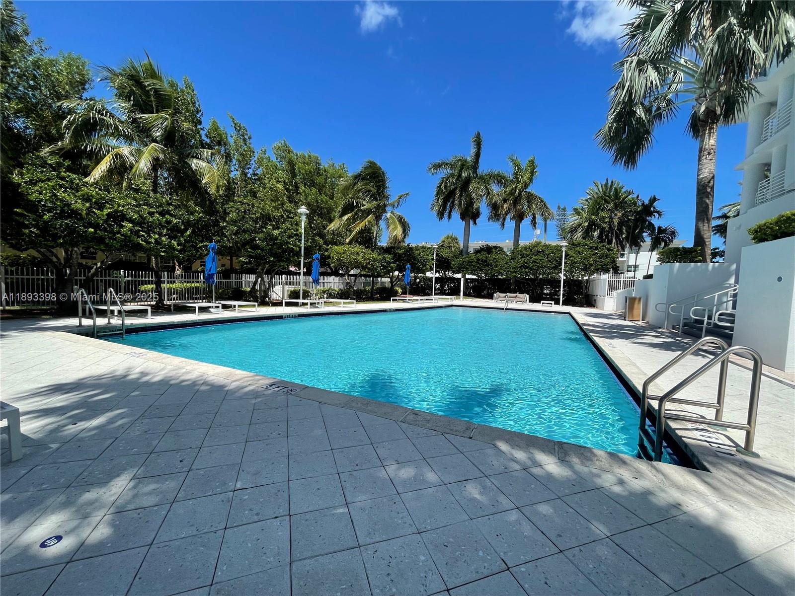 7918 Harbor Is Dr #311 North Bay Village, FL 33141