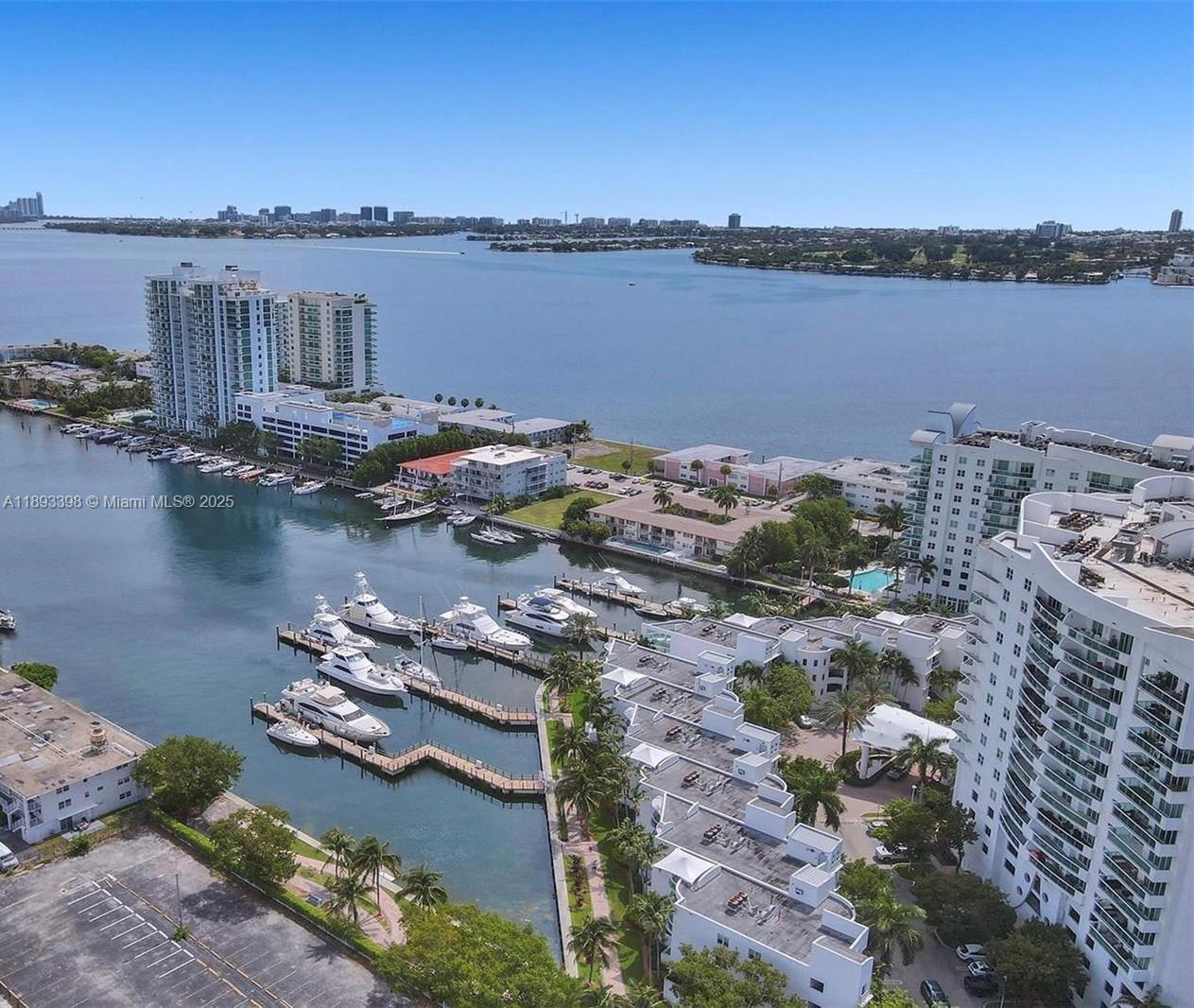 7918 Harbor Is Dr #311 North Bay Village, FL 33141
