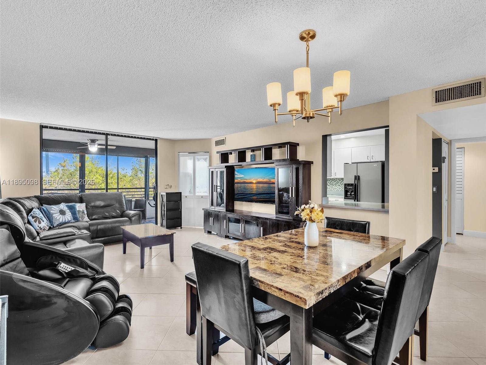 1400 Sheridan St #24J