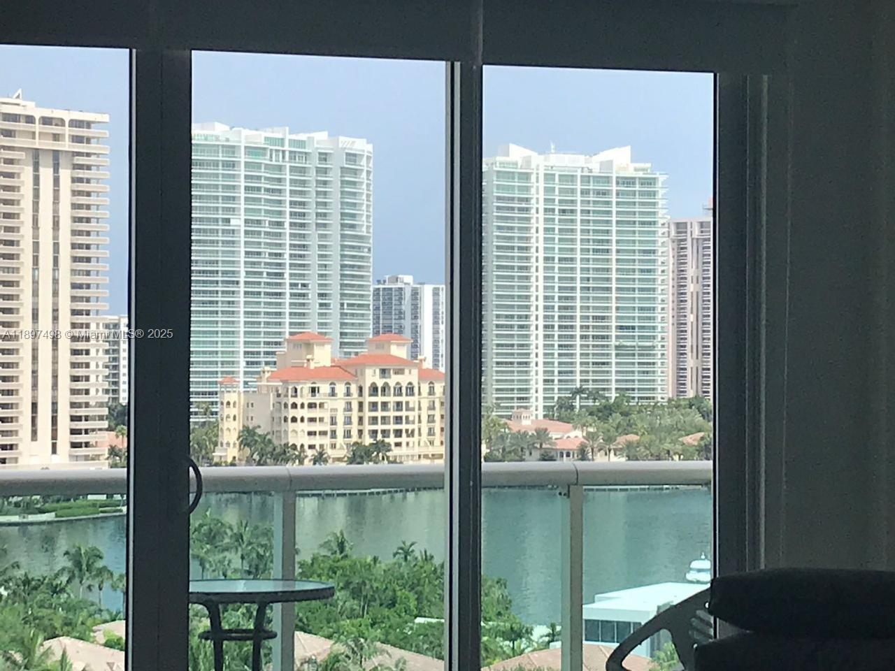 19370 Collins Ave #1122