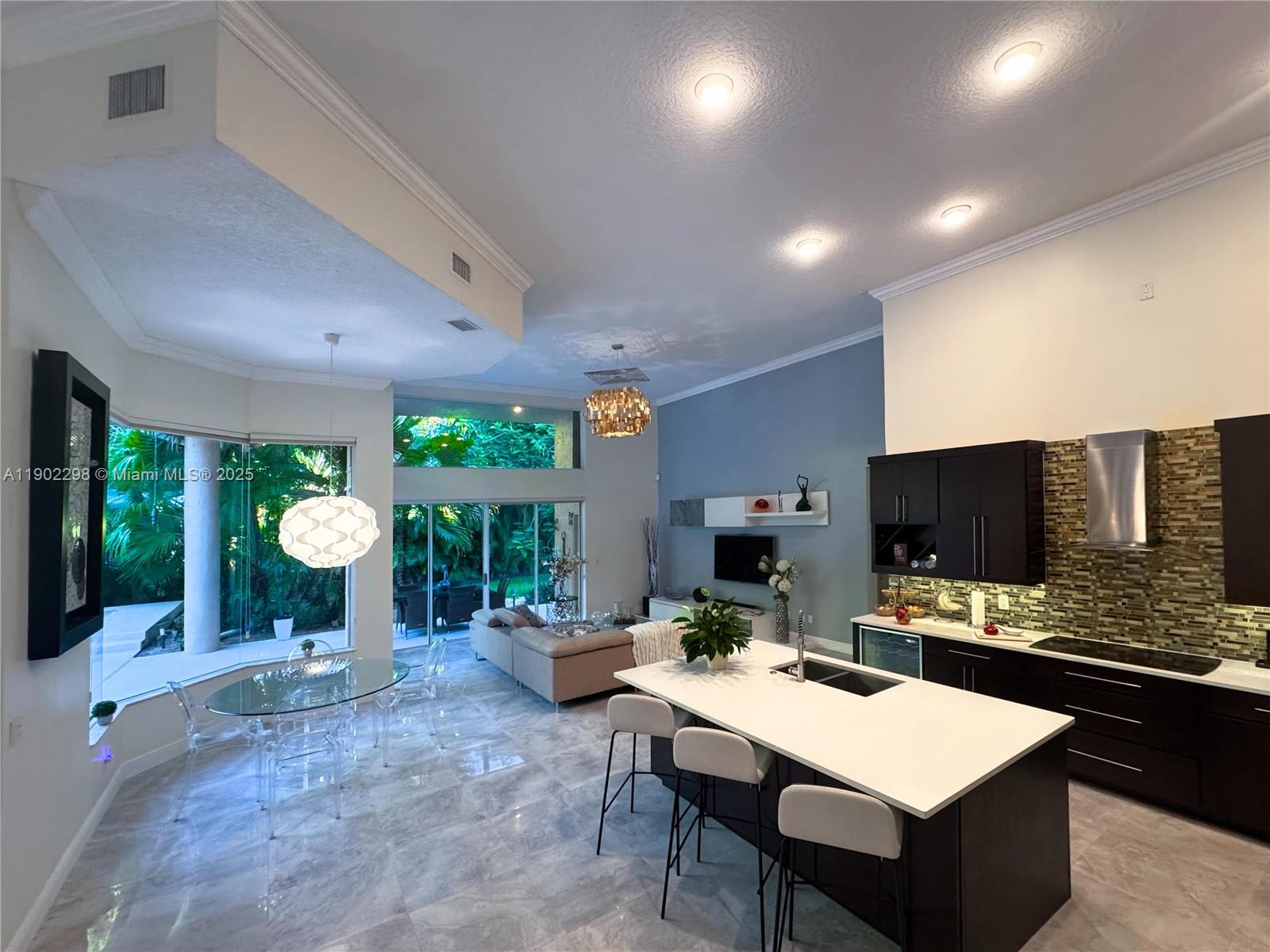 375 Sabal Way Weston, FL 33326