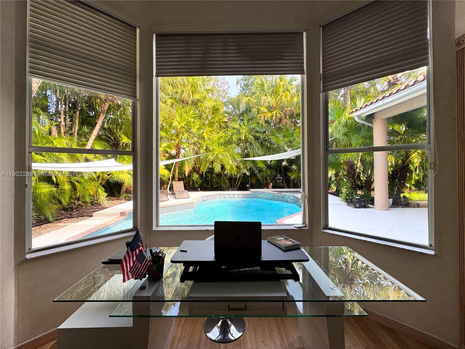 375 Sabal Way Weston, FL 33326