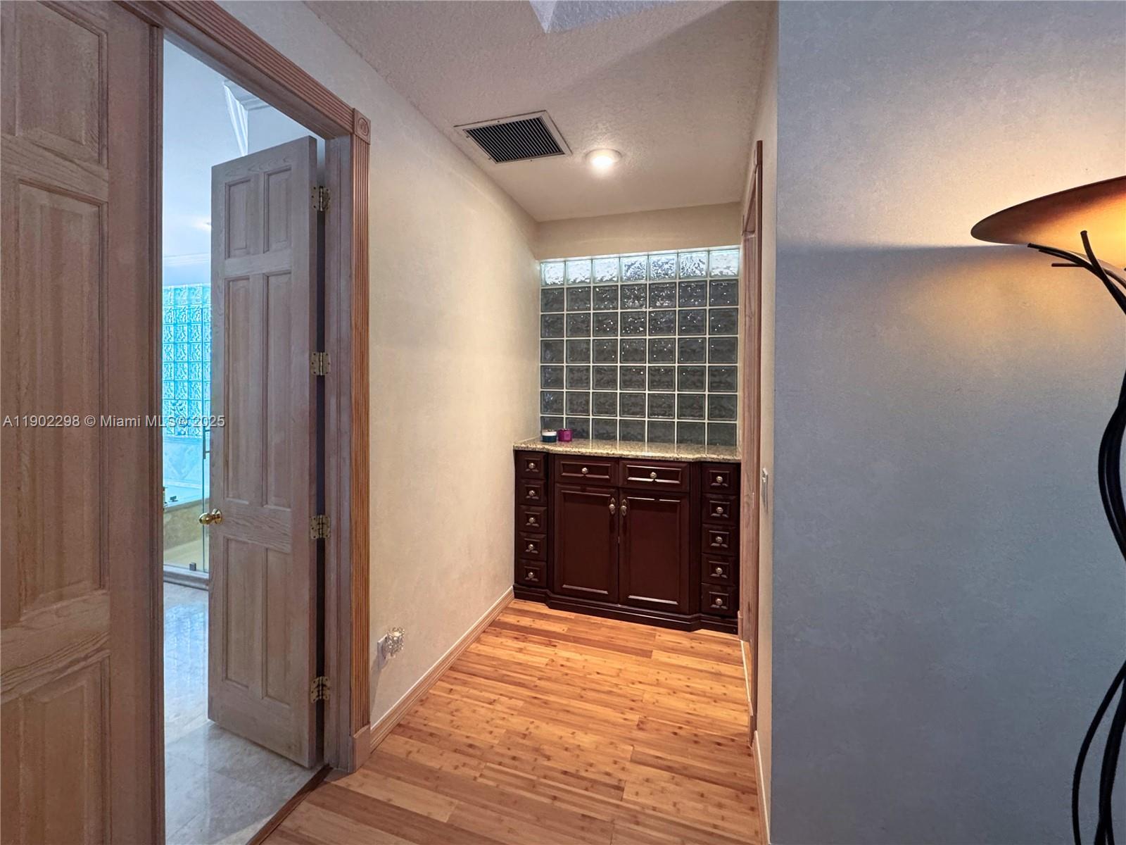 375 Sabal Way Weston, FL 33326