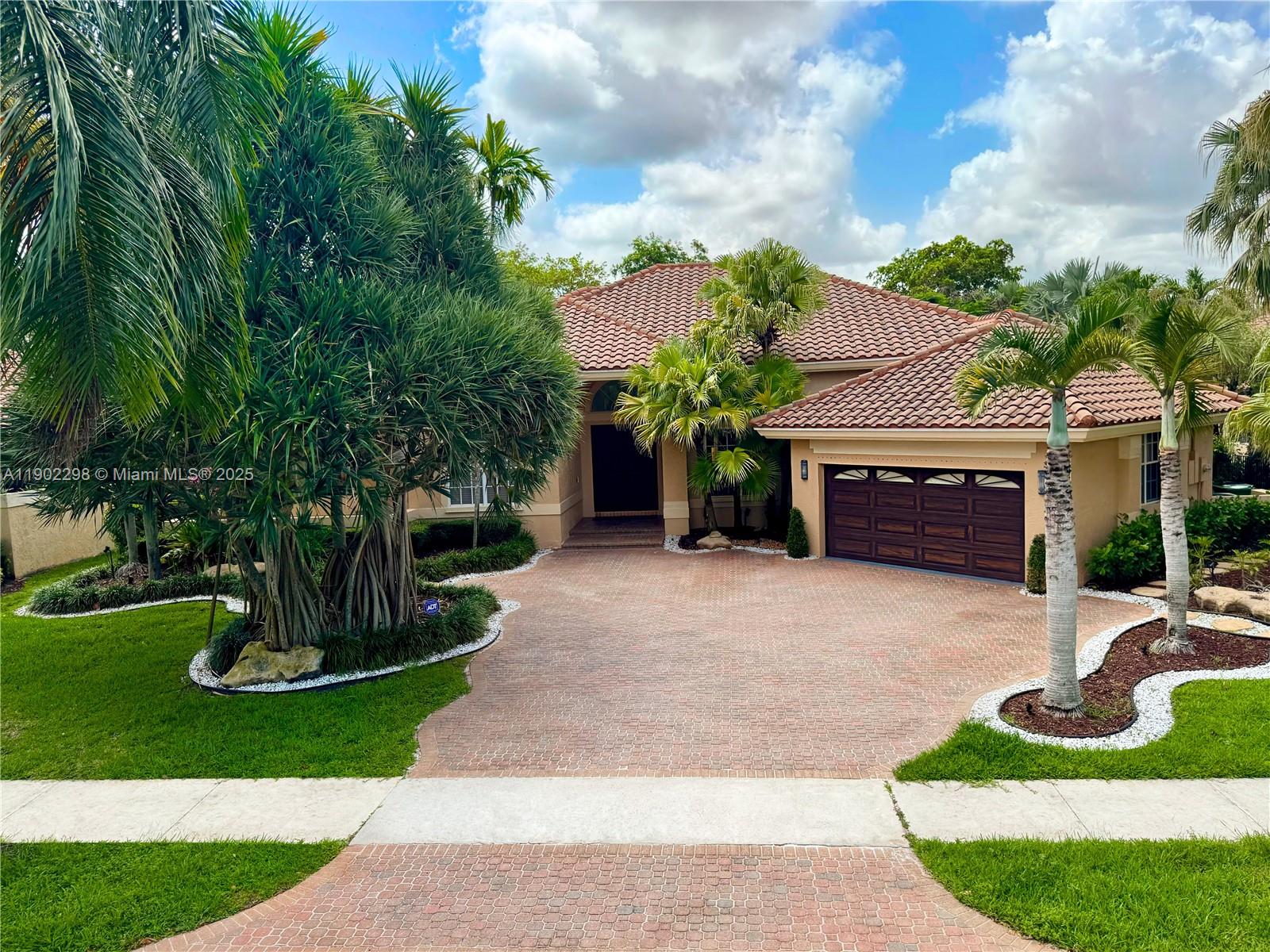 375 Sabal Way Weston, FL 33326