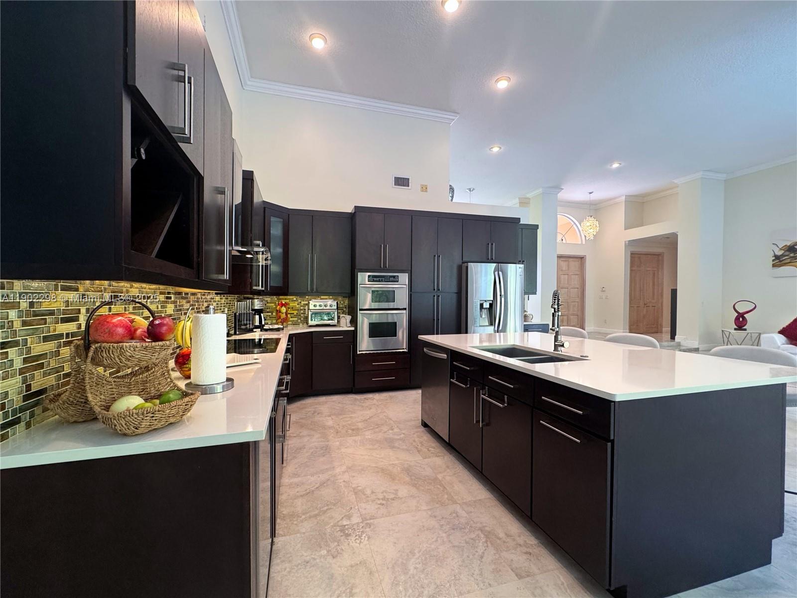 375 Sabal Way Weston, FL 33326