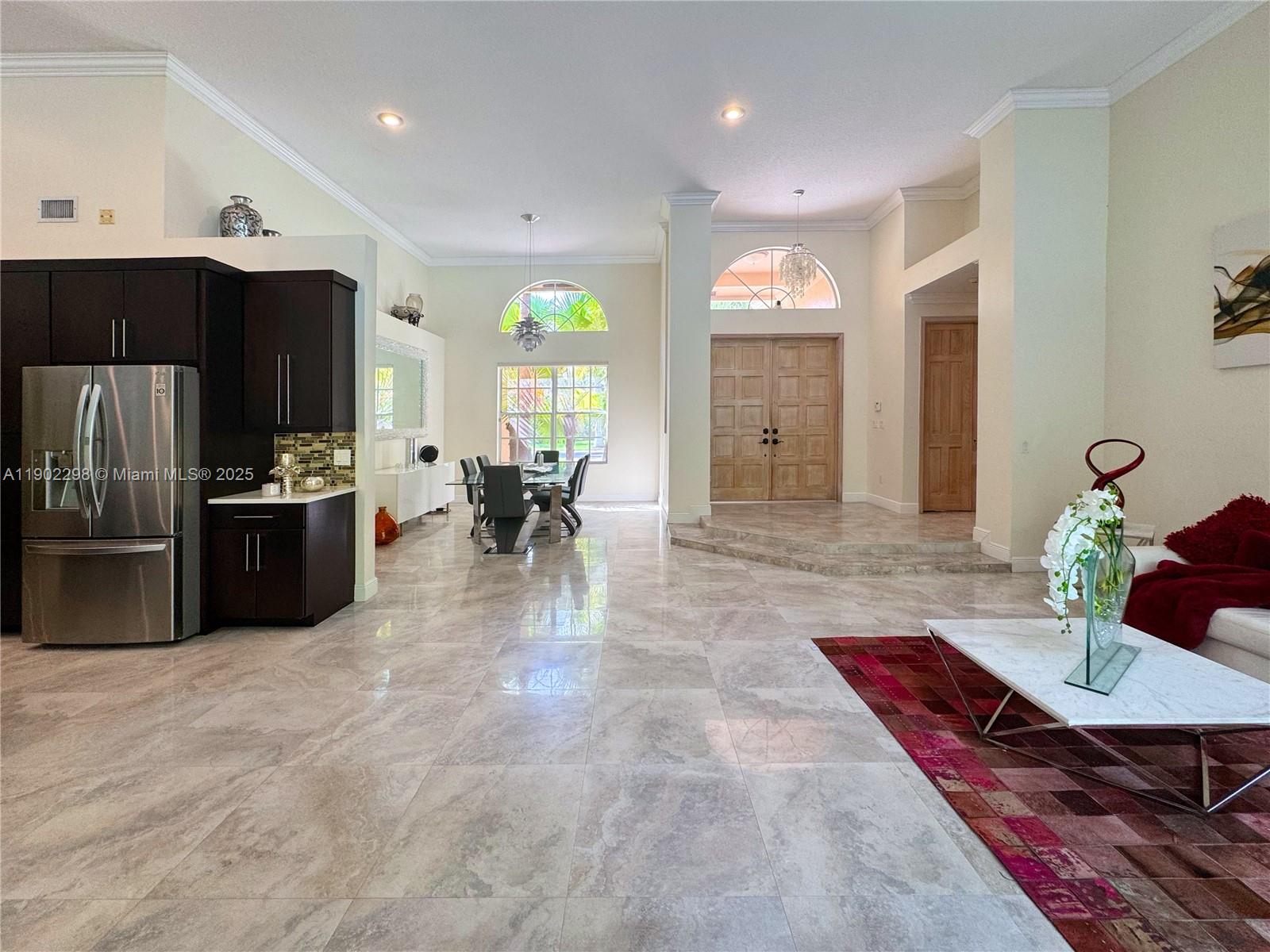 375 Sabal Way Weston, FL 33326