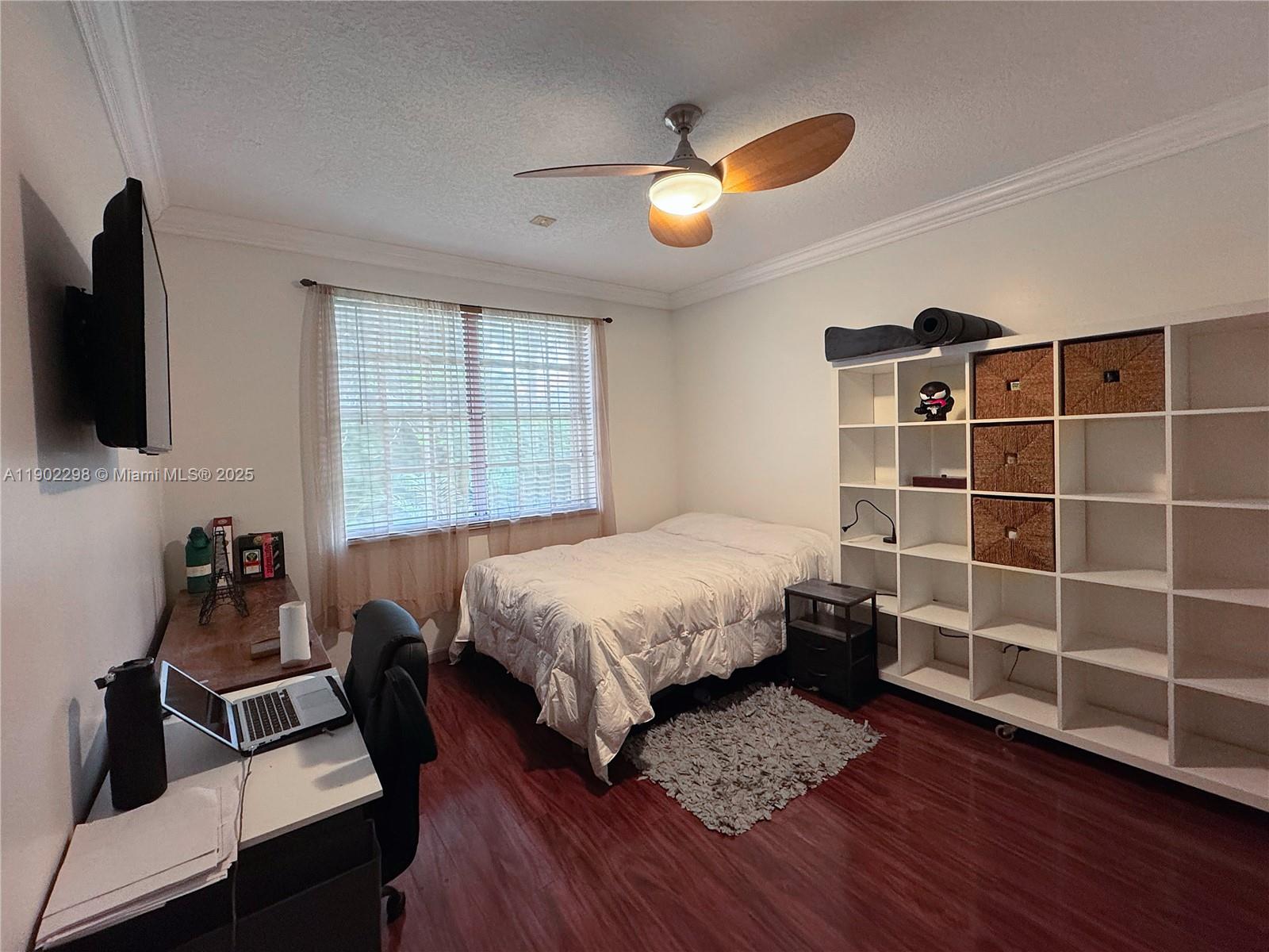 375 Sabal Way Weston, FL 33326