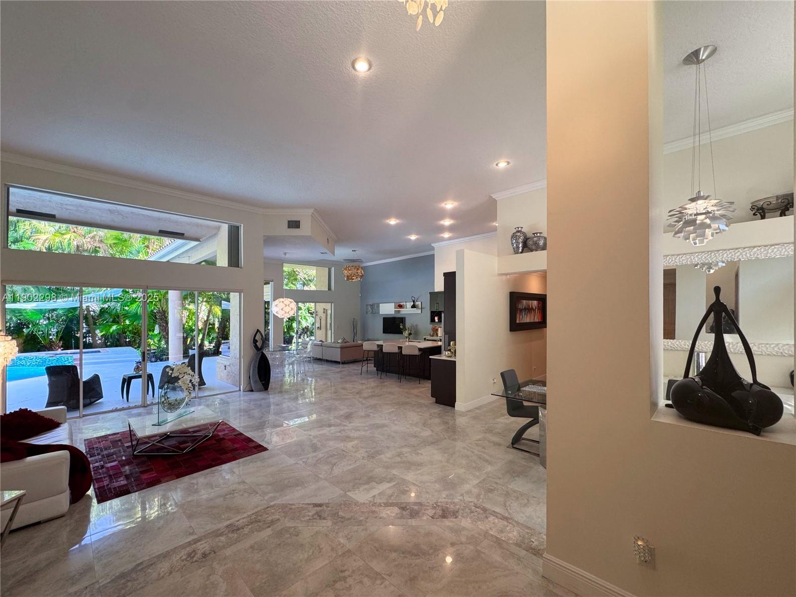 375 Sabal Way Weston, FL 33326