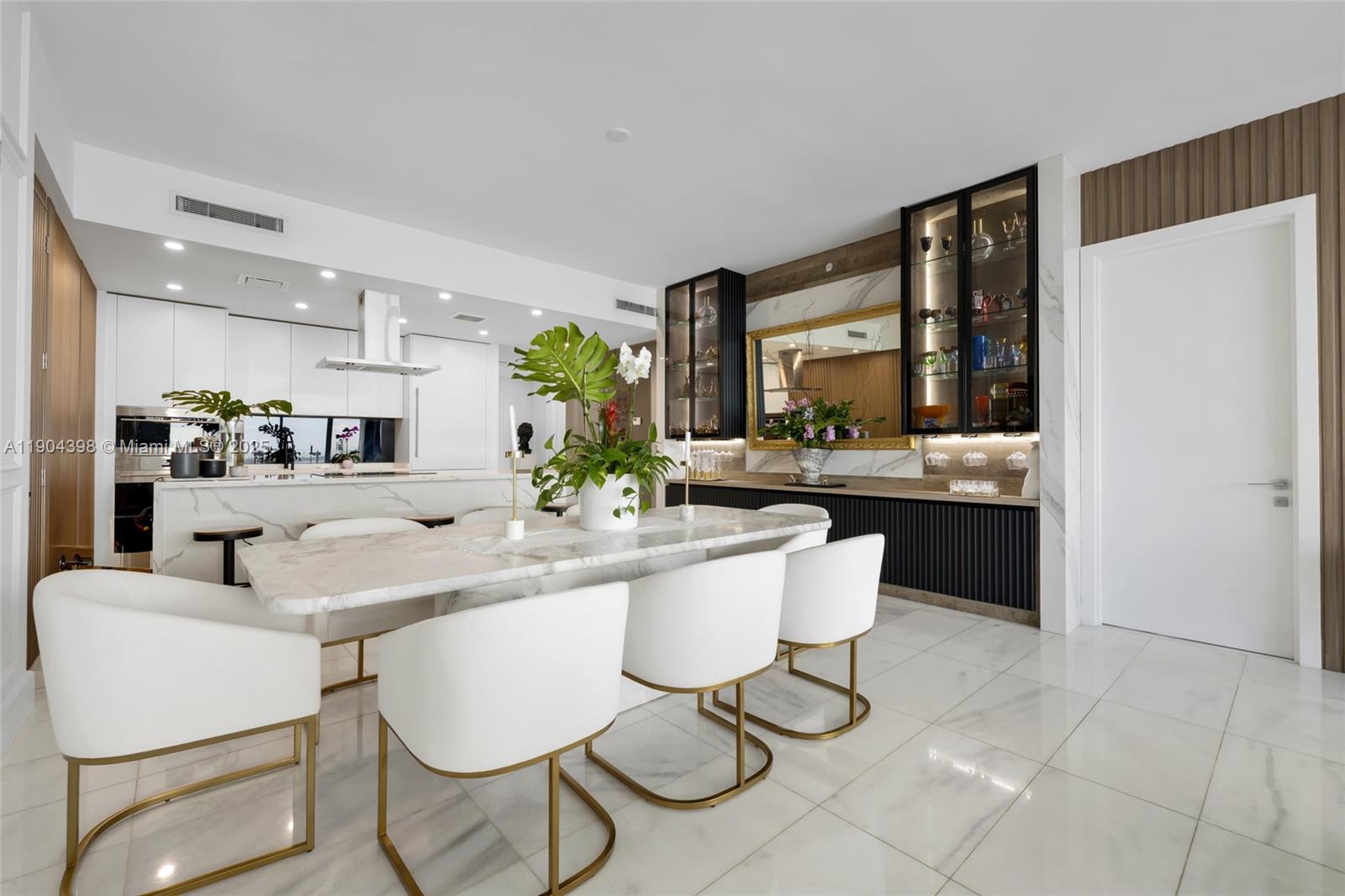 700 NE 26th Ter #2202 Miami, FL 33137