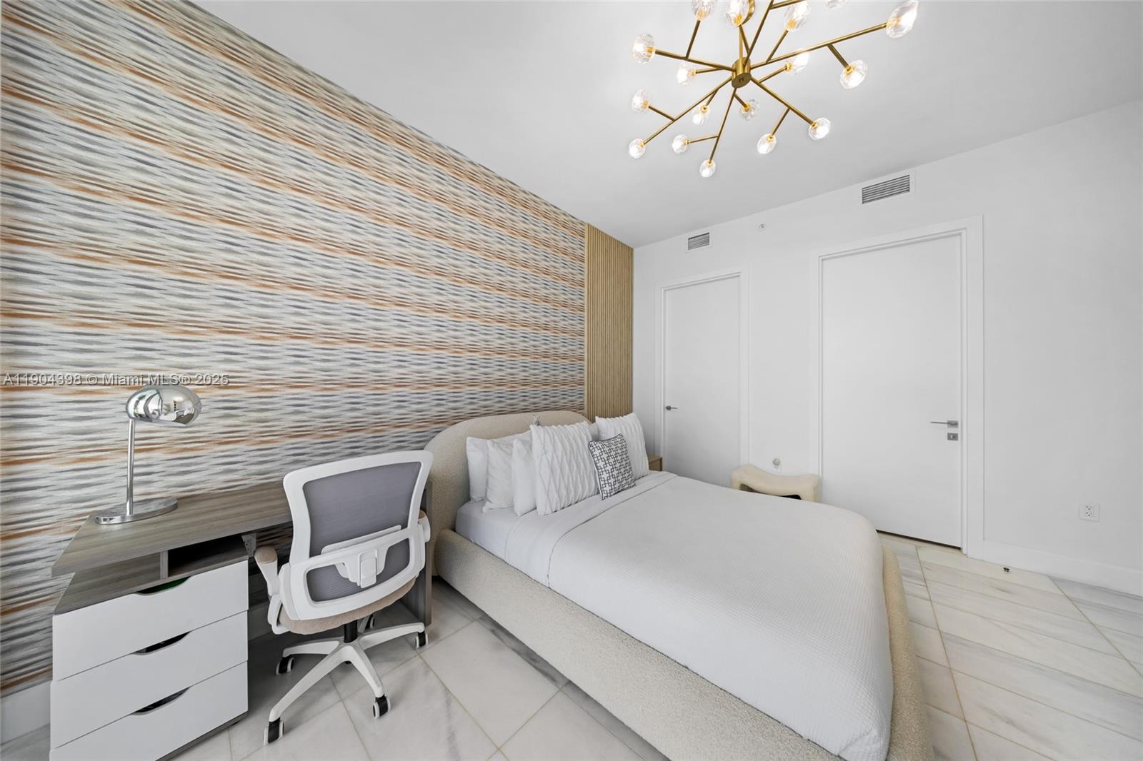 700 NE 26th Ter #2202 Miami, FL 33137