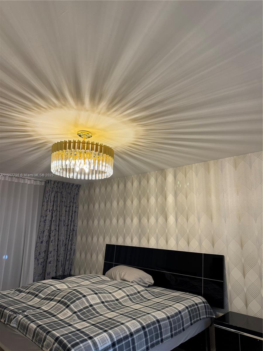 501 Three Iss Blvd #206