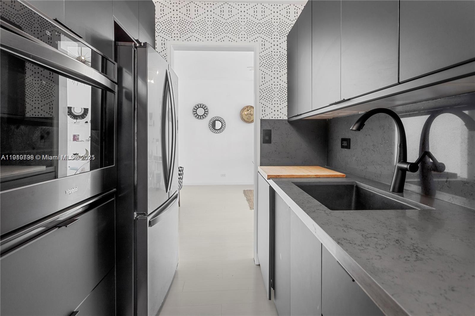 3 Island Ave #7E Miami Beach, FL 33139