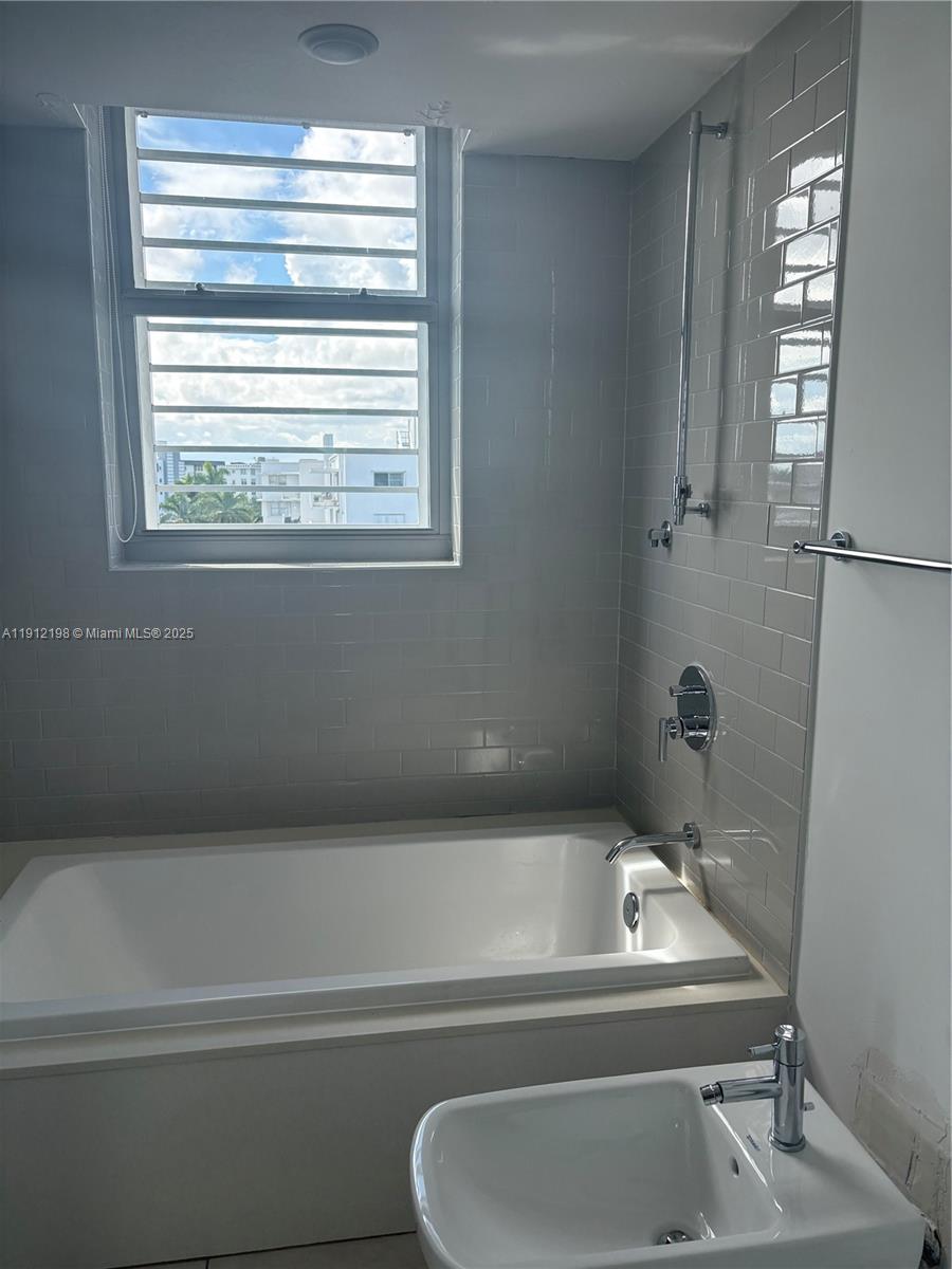 image Bay Harbor Club15