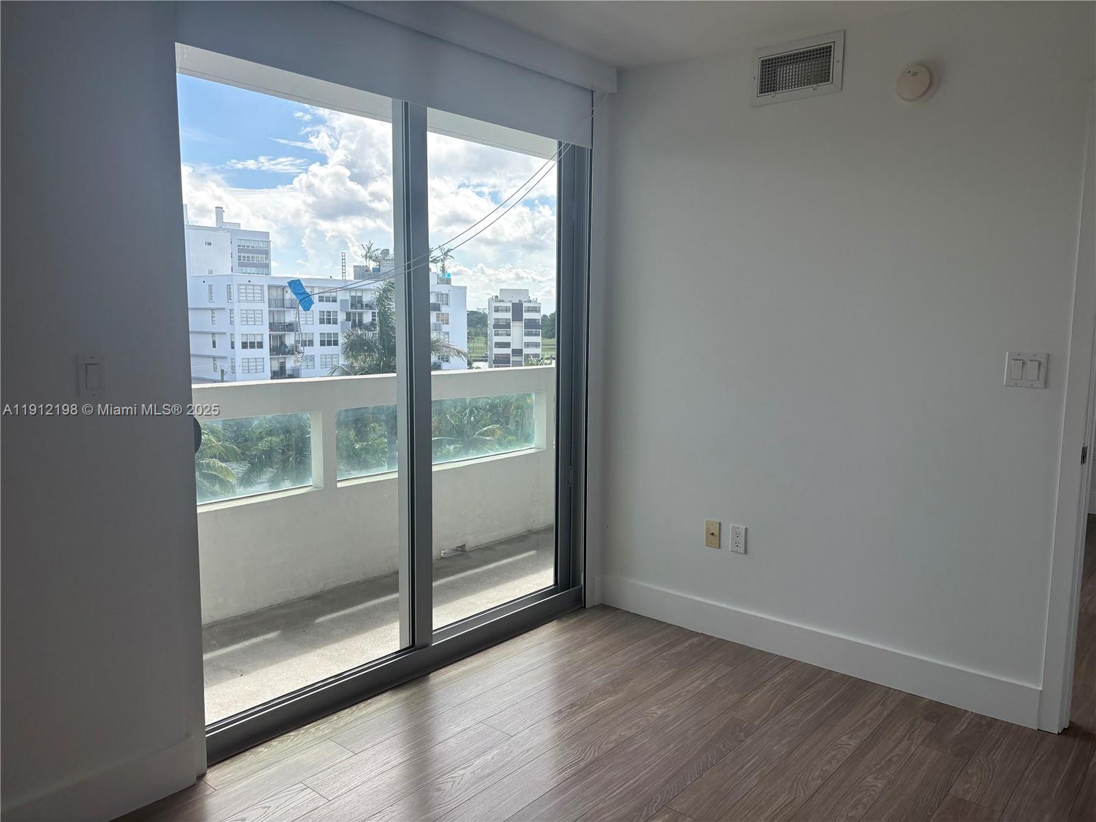 image Bay Harbor Club18