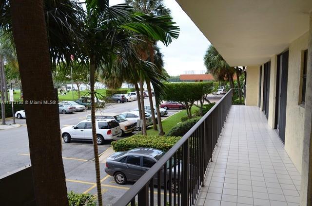 image Winston Towers 70016