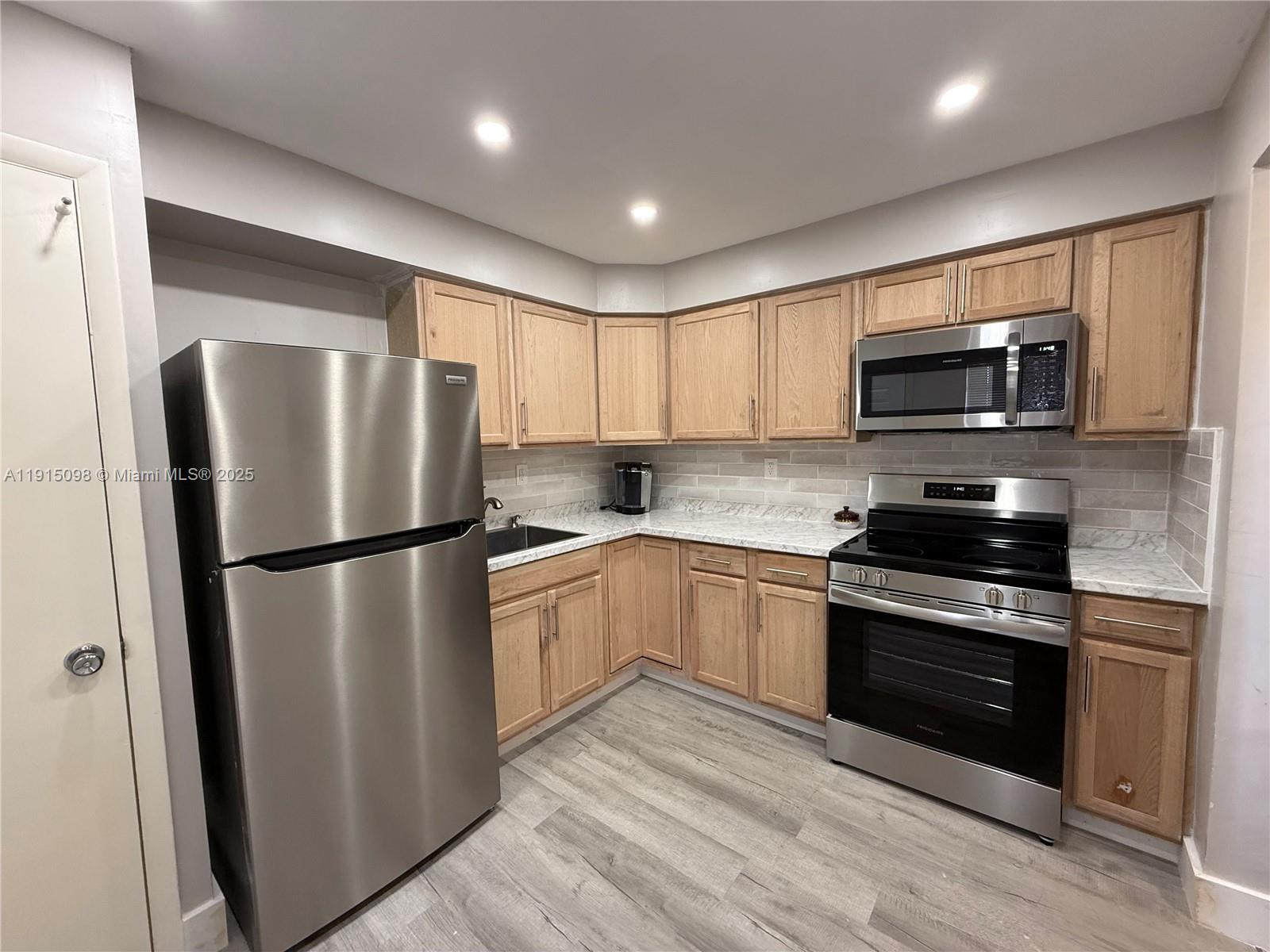 19001 NE 14th Ave #144