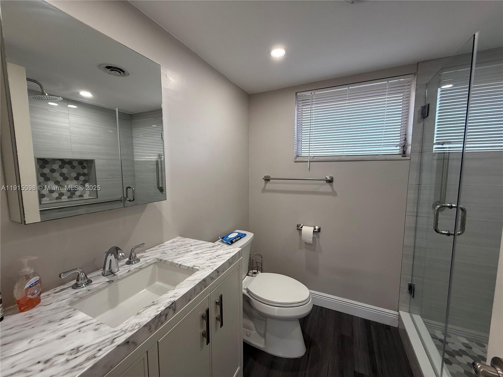 19001 NE 14th Ave #144 Miami, FL 33179