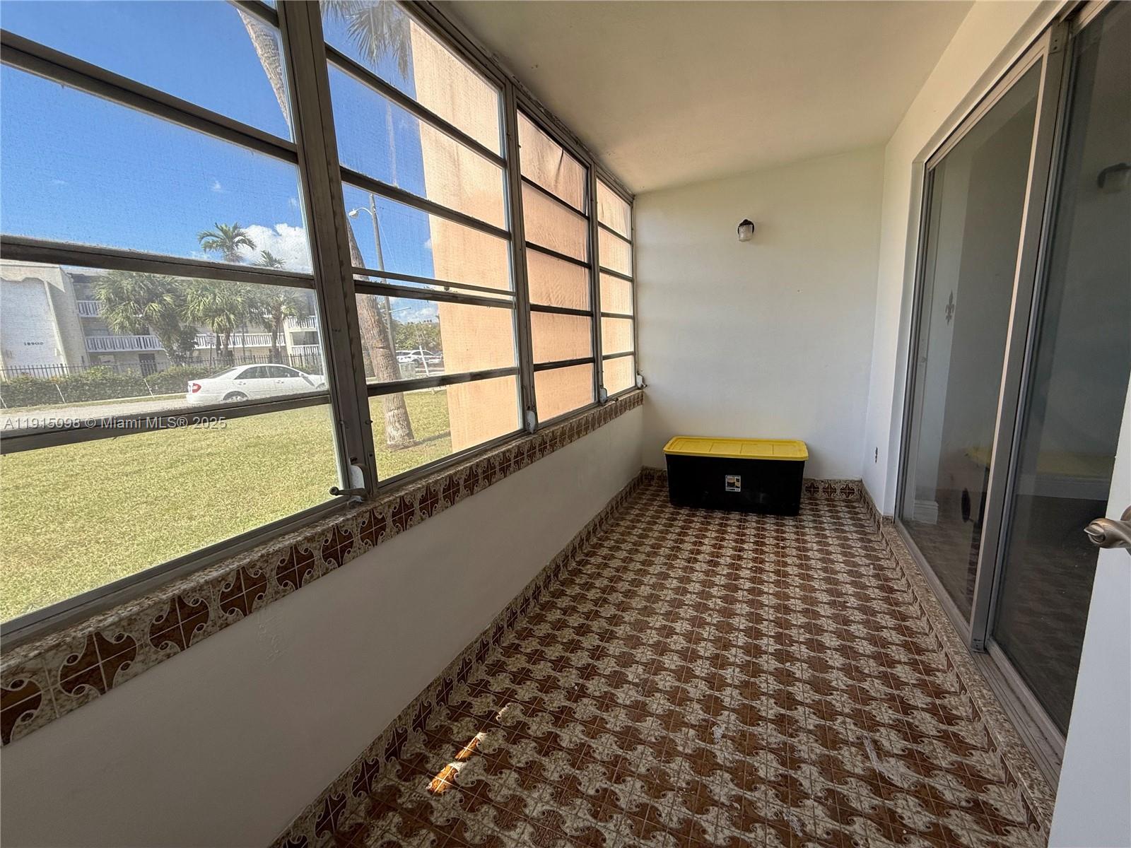 19001 NE 14th Ave #144 Miami, FL 33179