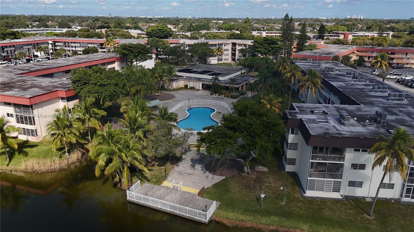 19001 NE 14th Ave #144 Miami, FL 33179