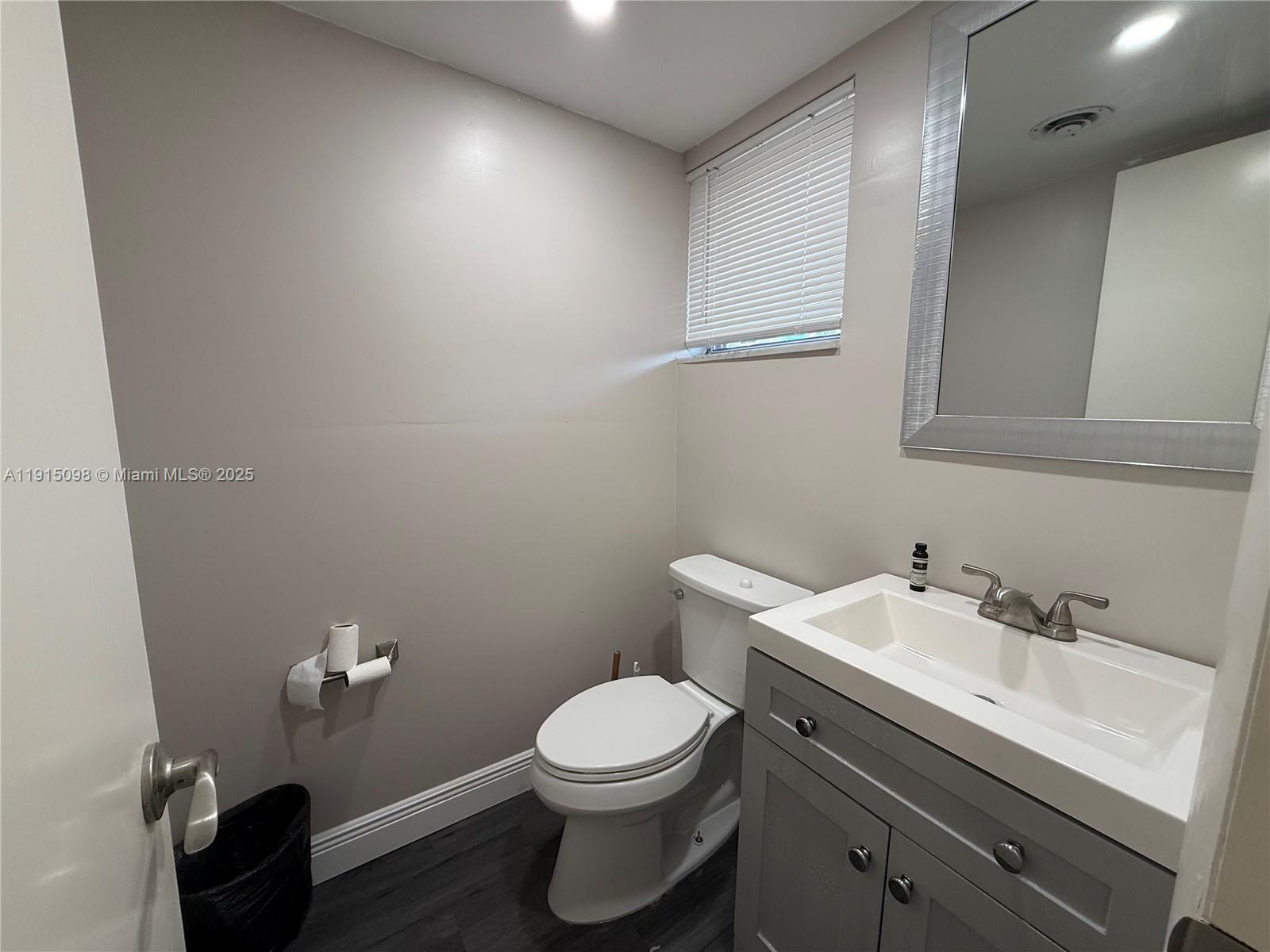 19001 NE 14th Ave #144 Miami, FL 33179