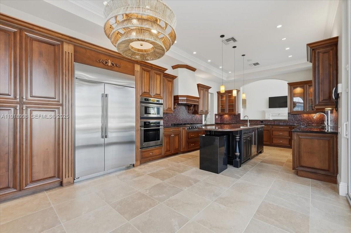 2641 NE 6th St Pompano Beach, FL 33062