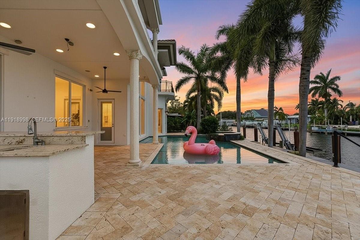 2641 NE 6th St Pompano Beach, FL 33062