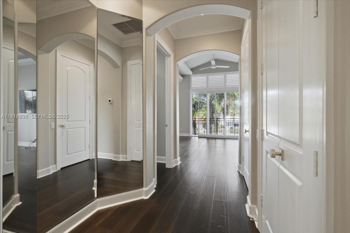 2641 NE 6th St Pompano Beach, FL 33062