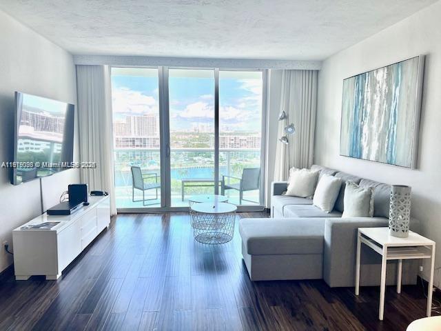 3801 S Ocean Dr #15P