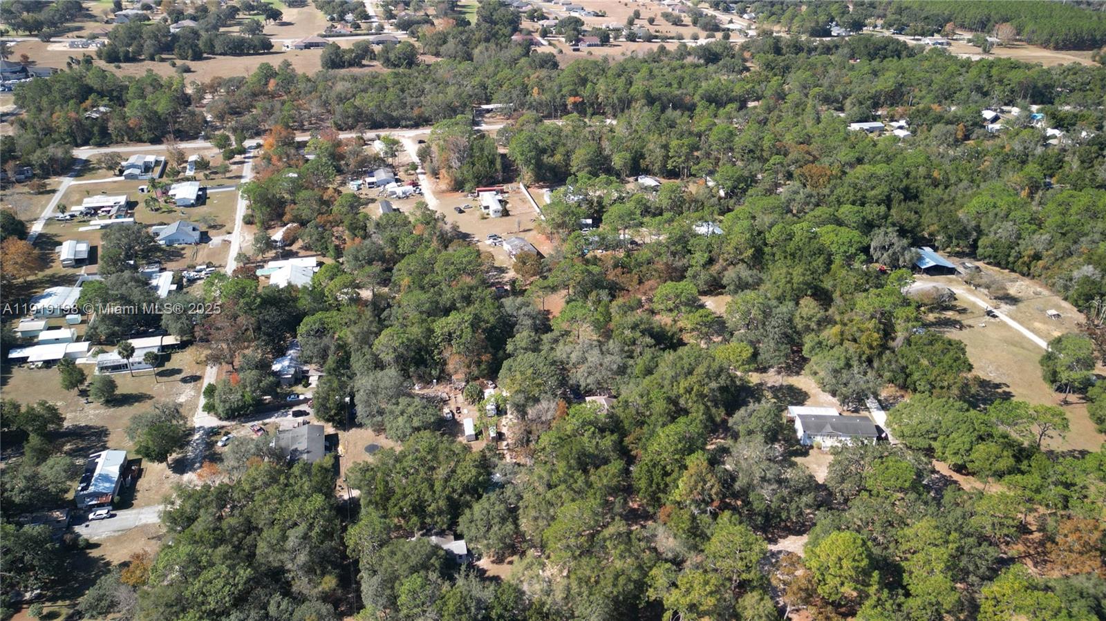 1163 E Canvas Ln Other, FL 34442