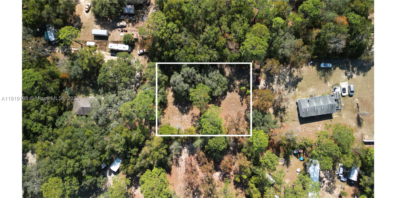 1163 E Canvas Ln Other, FL 34442