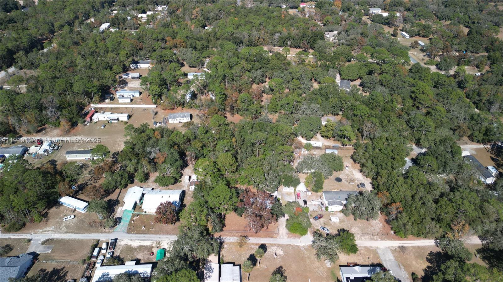 1163 E Canvas Ln Other, FL 34442