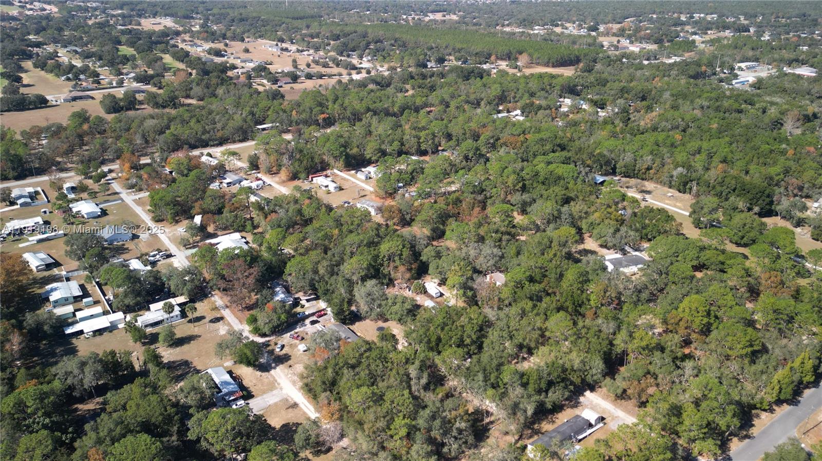 1163 E Canvas Ln Other, FL 34442