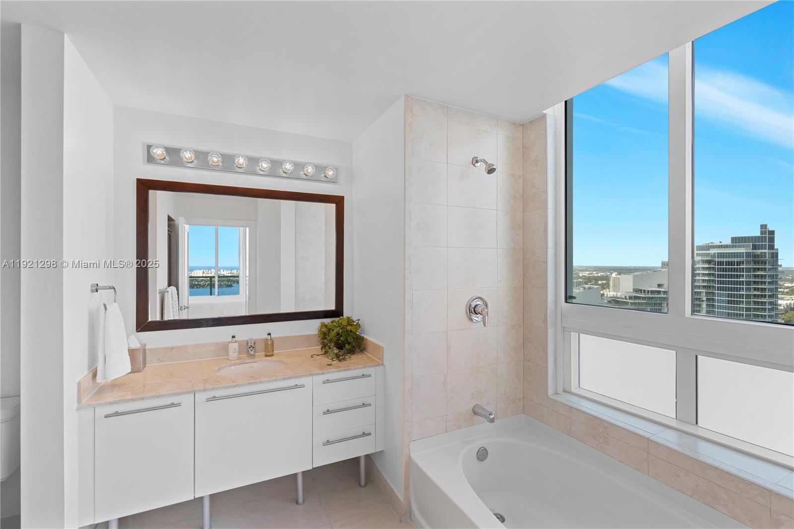 image Quantum On The Bay25