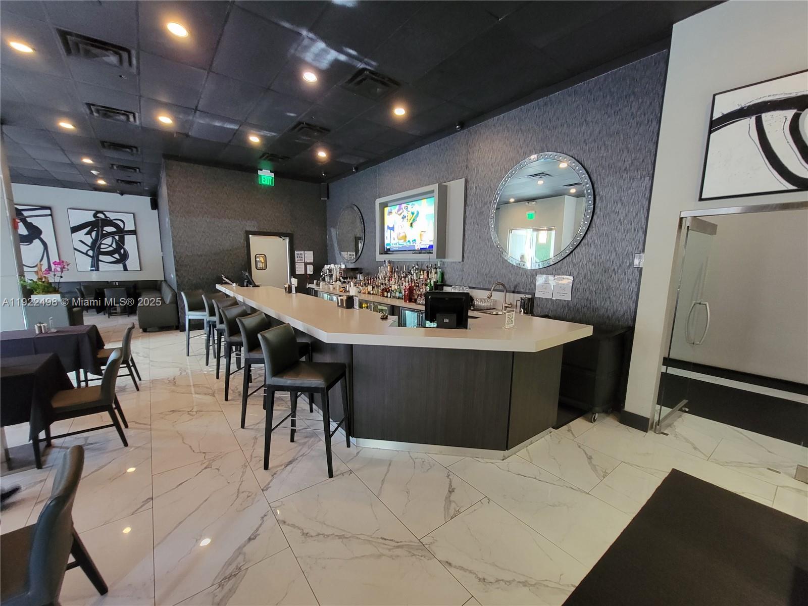 185 SE 14th Ter #1101 Miami, FL 33131