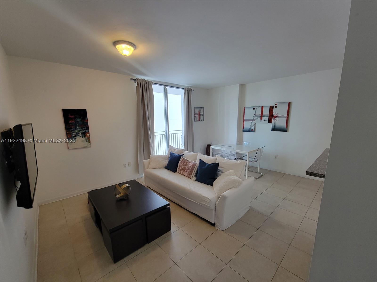 185 SE 14th Ter #1101 Miami, FL 33131