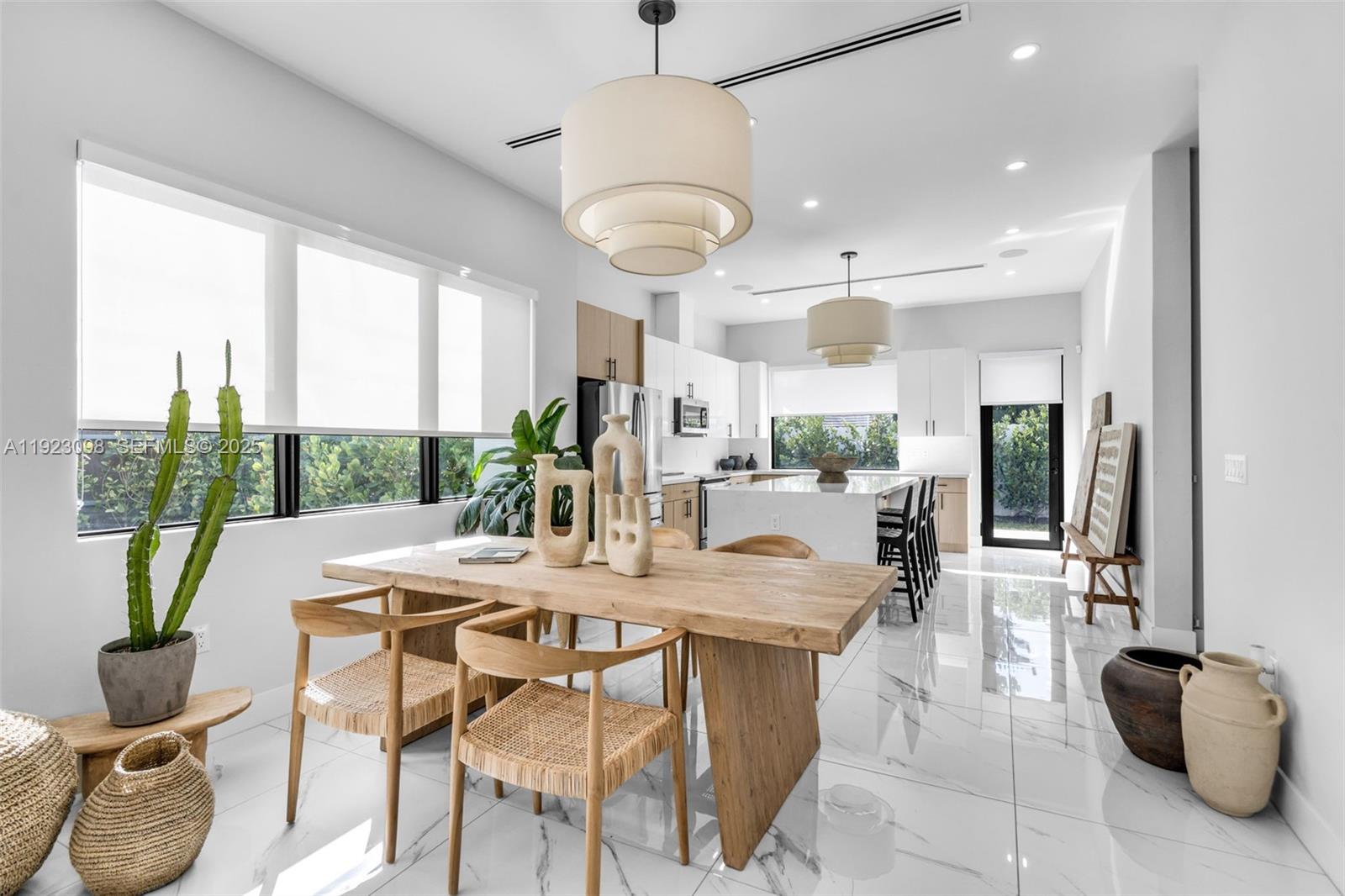 2260 E 9th Ave Hialeah, FL 33013