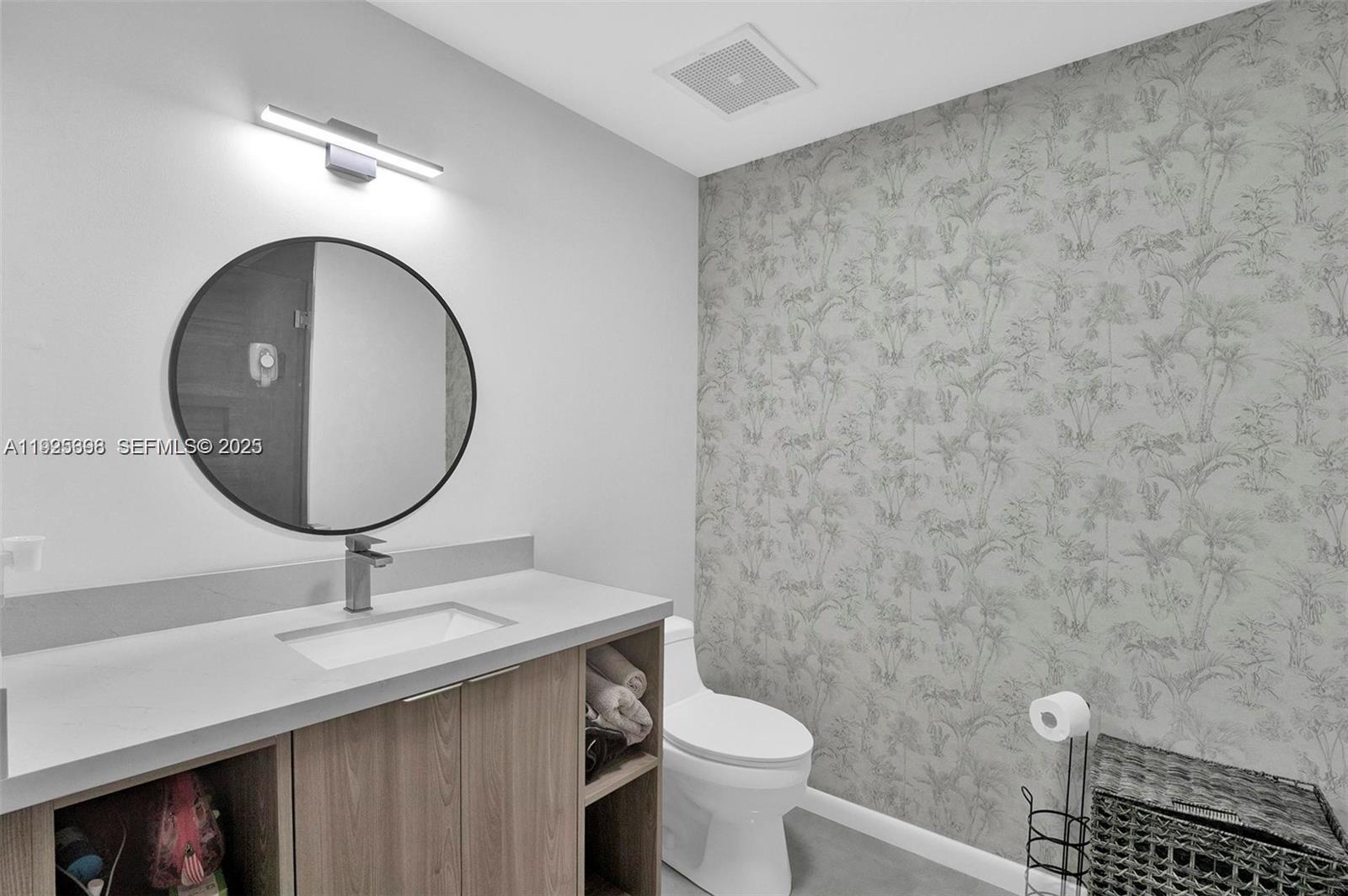 3470 E Coast Ave #H0904 Miami, FL 33137