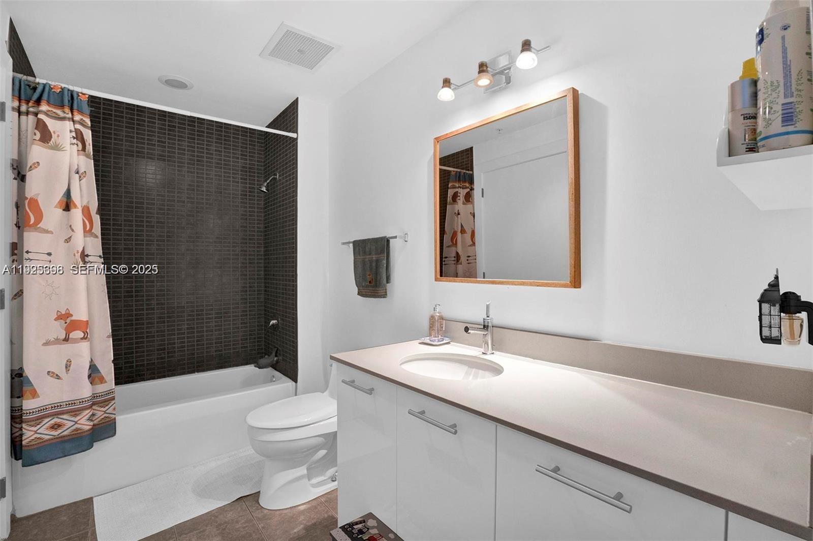 3470 E Coast Ave #H0904 Miami, FL 33137